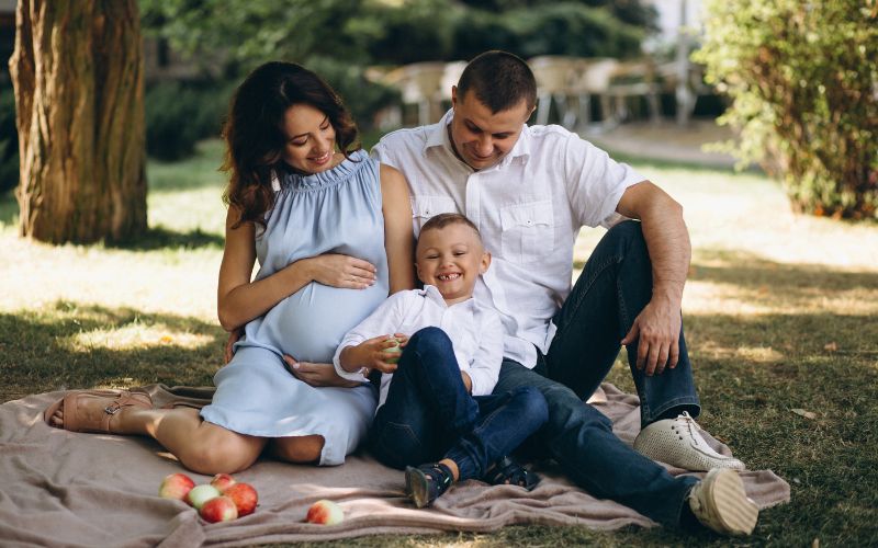 Family Moments Maternity Photoshoot